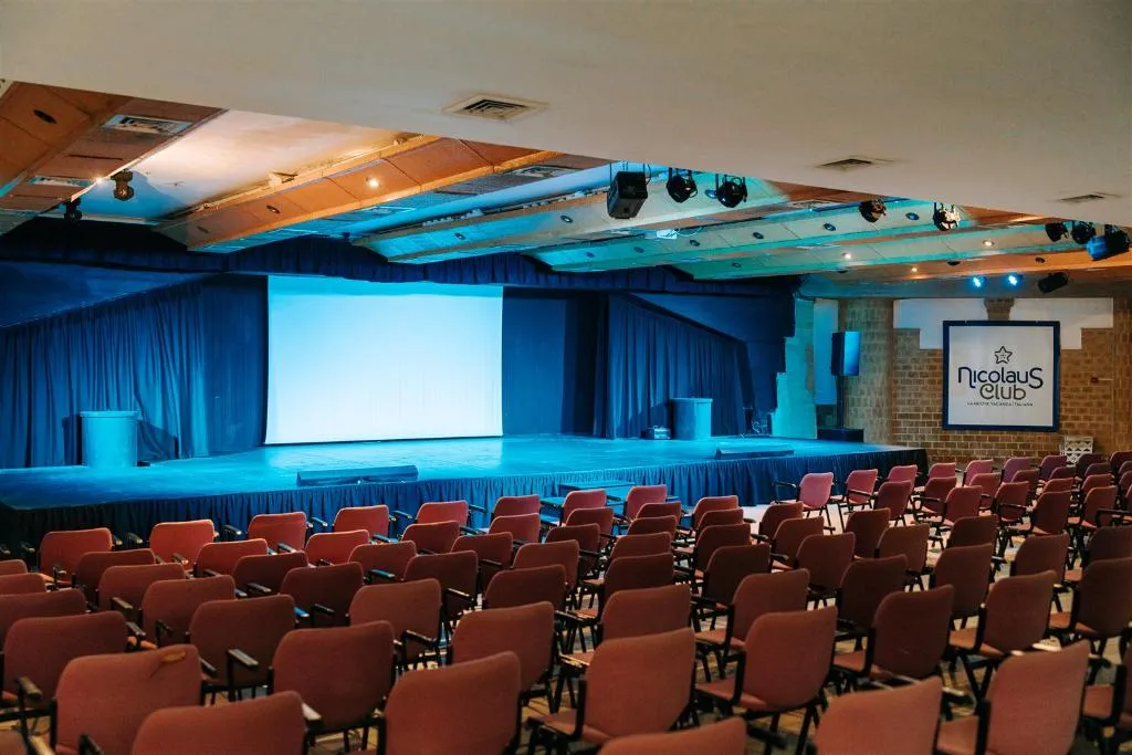 Sports and Entertainment, Nicolaus Club Fontane Bianche, Catania