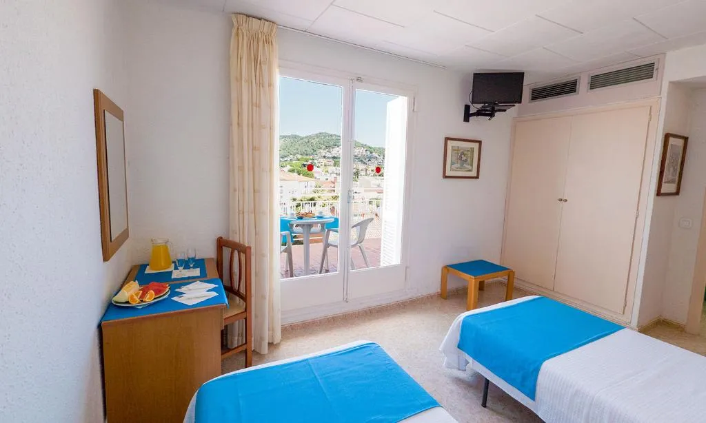 Double or Twin SUPERIOR Room, Checkin Pineda, Costa Brava