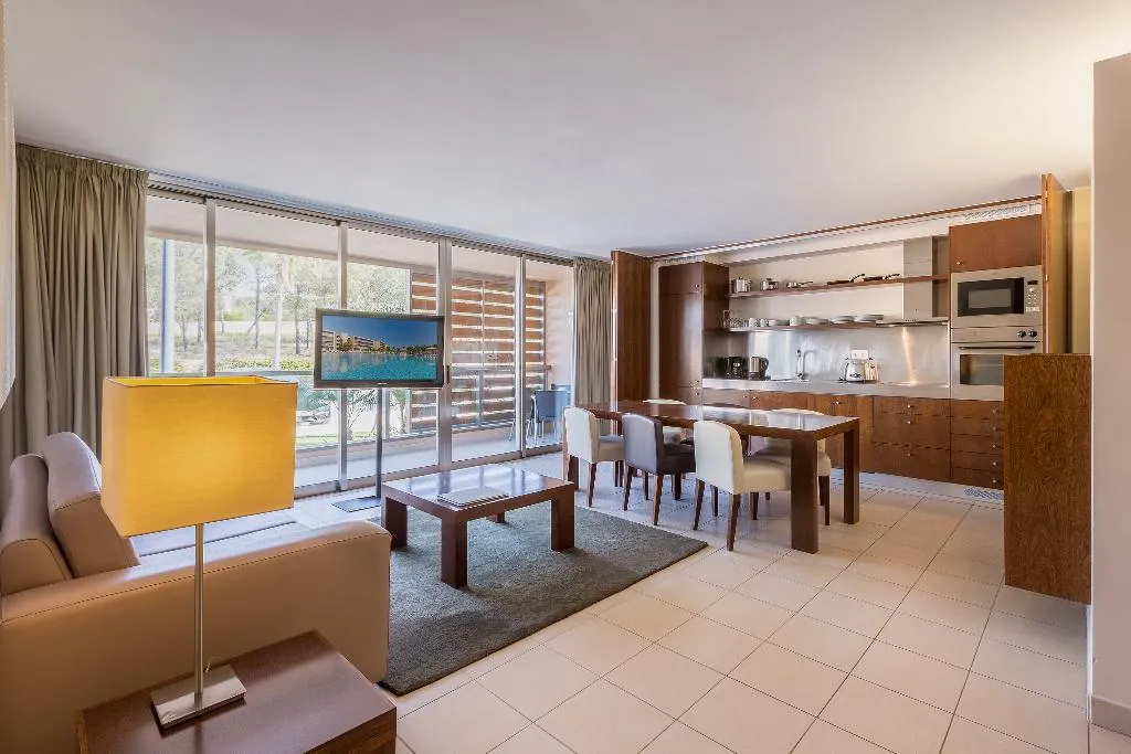 APARTMENT TWO BEDROOMS Room, Salgados Vila das Lagoas, Algarve
