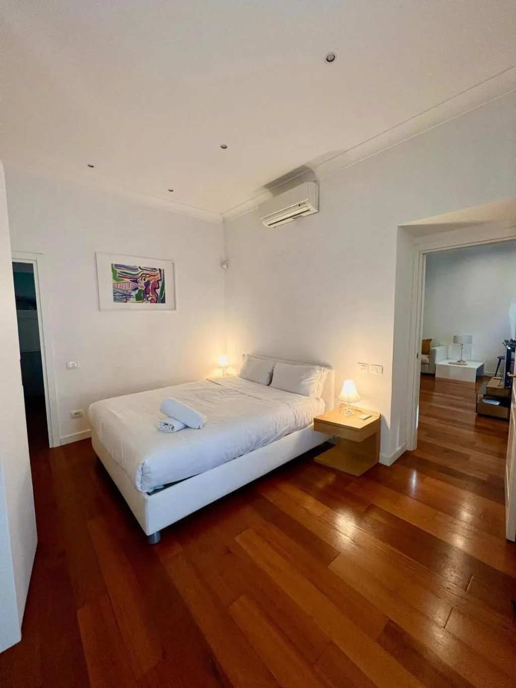 General view, Via Del Corso Home, Rome