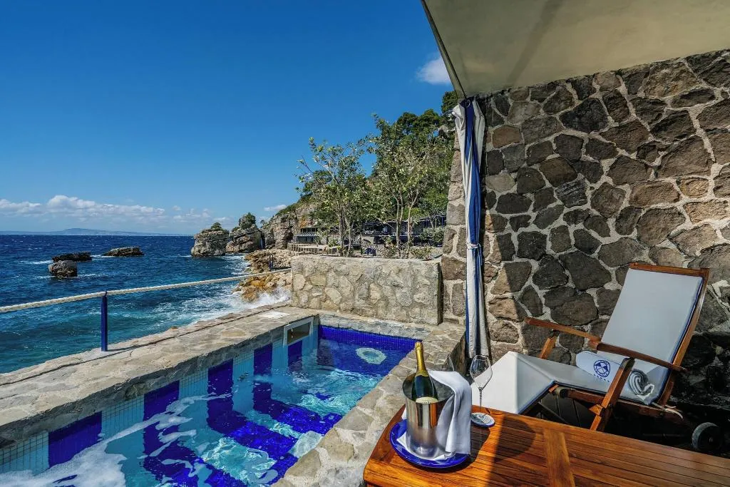 Terrace, Capo La Gala Hotel & Wellness, Naples