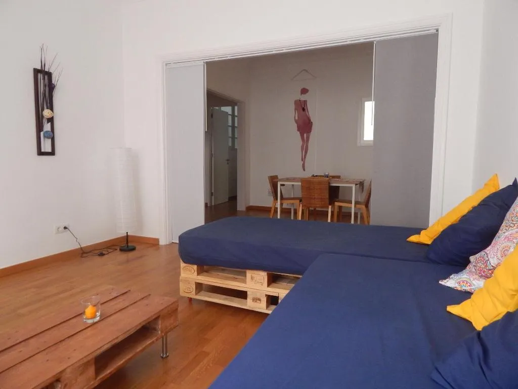 Room, Twenty-Seven Degrees, Gran Canaria