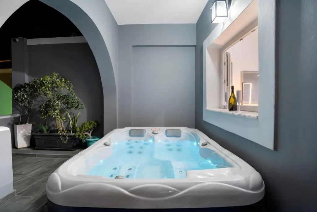 SUITE STANDARD Room, Oasis Suites Fira, Santorini