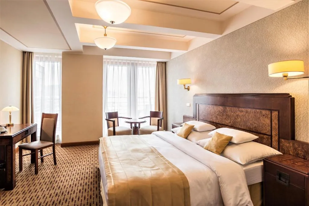 DOUBLE DELUXE Room, Majestic Plaza Hotel Prague, Prague