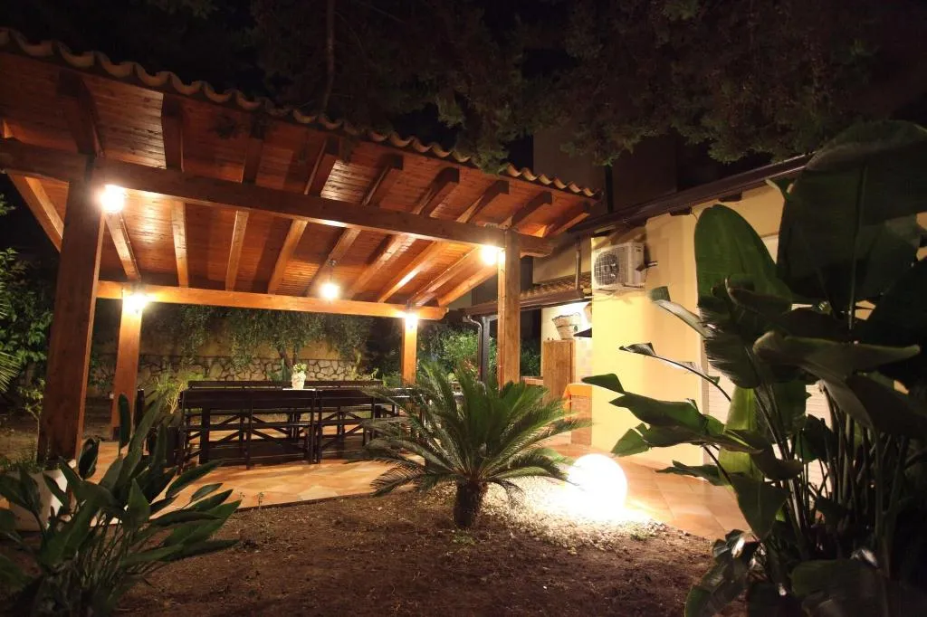Terrace, B&B Villa Maiolica, Catania