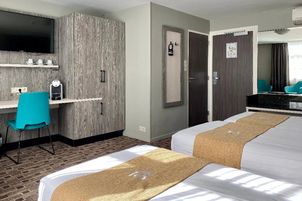 TRIPLE STANDARD Room, Xo Hotels City Centre, Amsterdam
