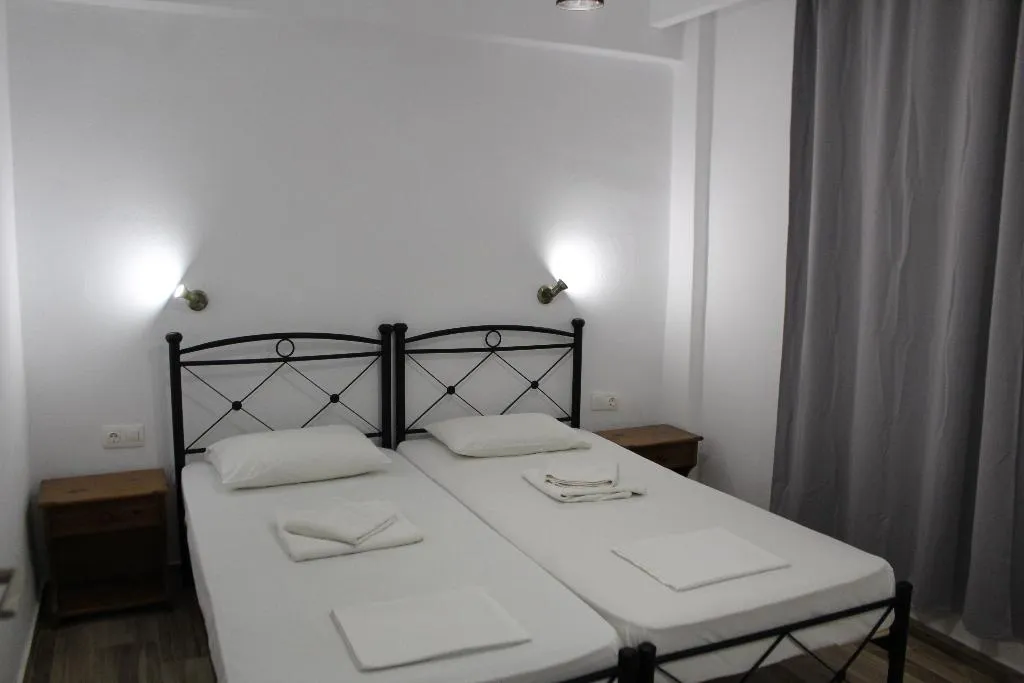 APARTMENT STANDARD Room, Zeus, Samos