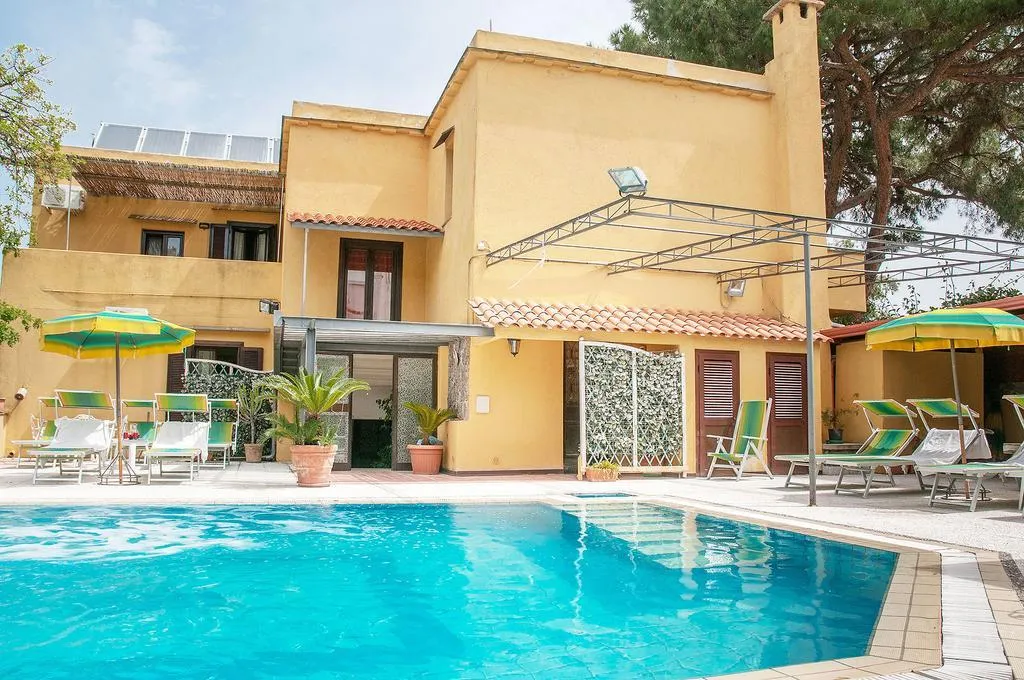 Pool, Hotel Annabelle, Naples