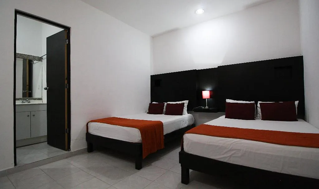 QUADRUPLE SUPERIOR TWO DOUBLE BEDS Room, Select Inn Quinta Playa del Carmen, Playa Del Carmen