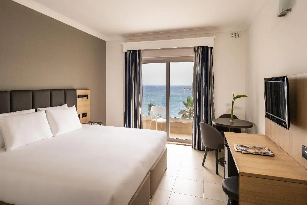 Double or Twin SUPERIOR SEA VIEW Room, QAWRA Palace Resort & SPA, Malta