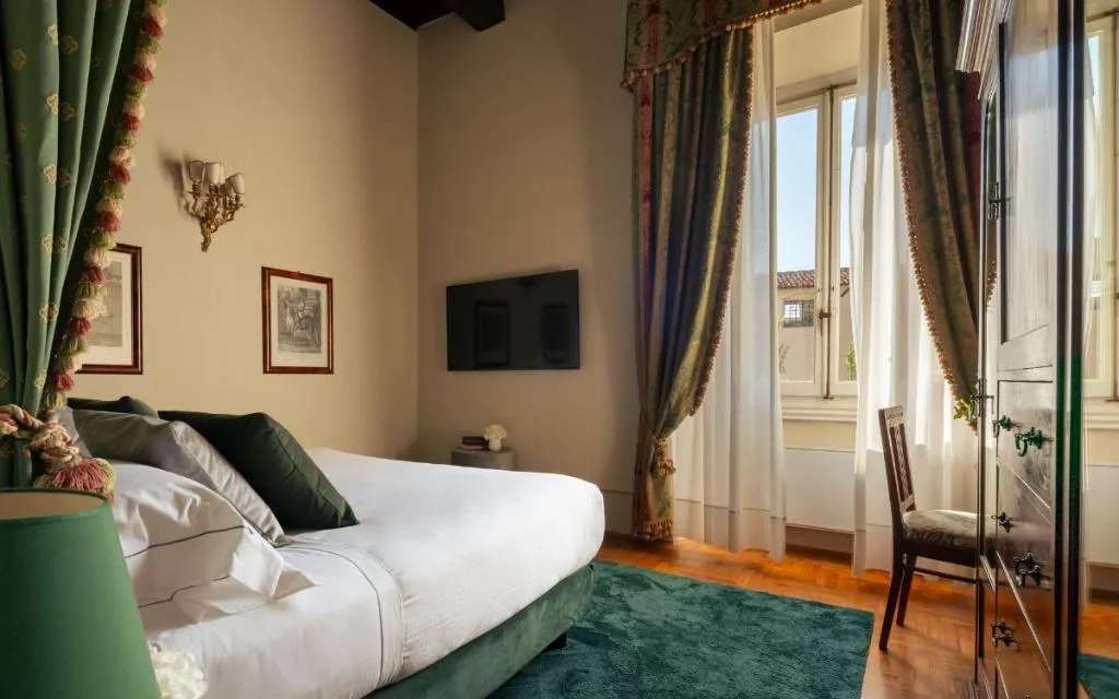 DOUBLE ANNEX Room, Loggiato Dei Serviti, Florence