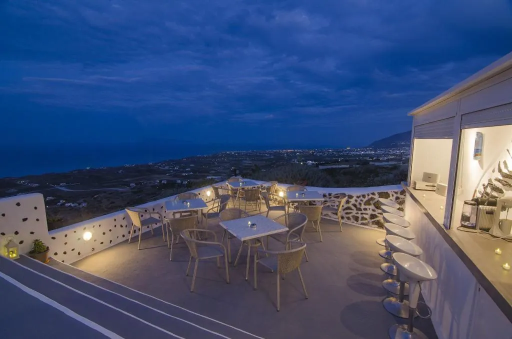 Terrace, Belle etoile Villas, Santorini