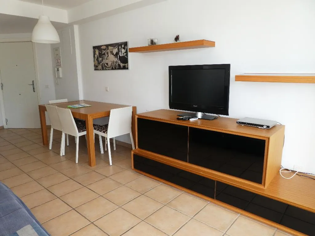 APARTMENT CAPACITY 4 ONE BEDROOM Room, Apartamentos Font Nova 3000, Valencia