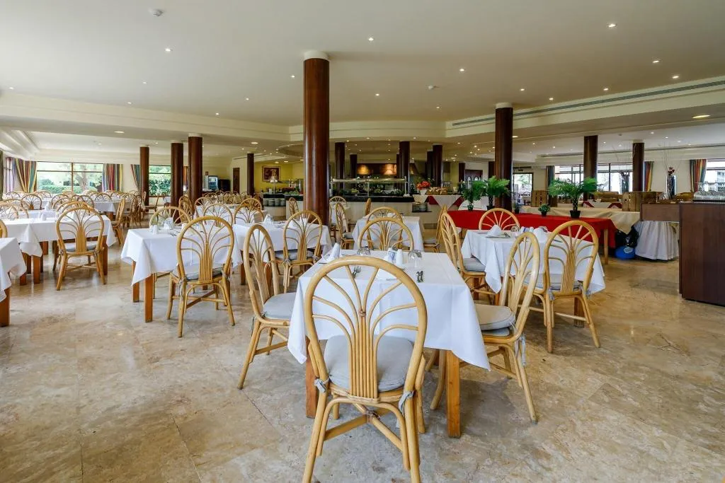 Restaurant, PortBlue Club Pollentia Resort & Spa, Majorca
