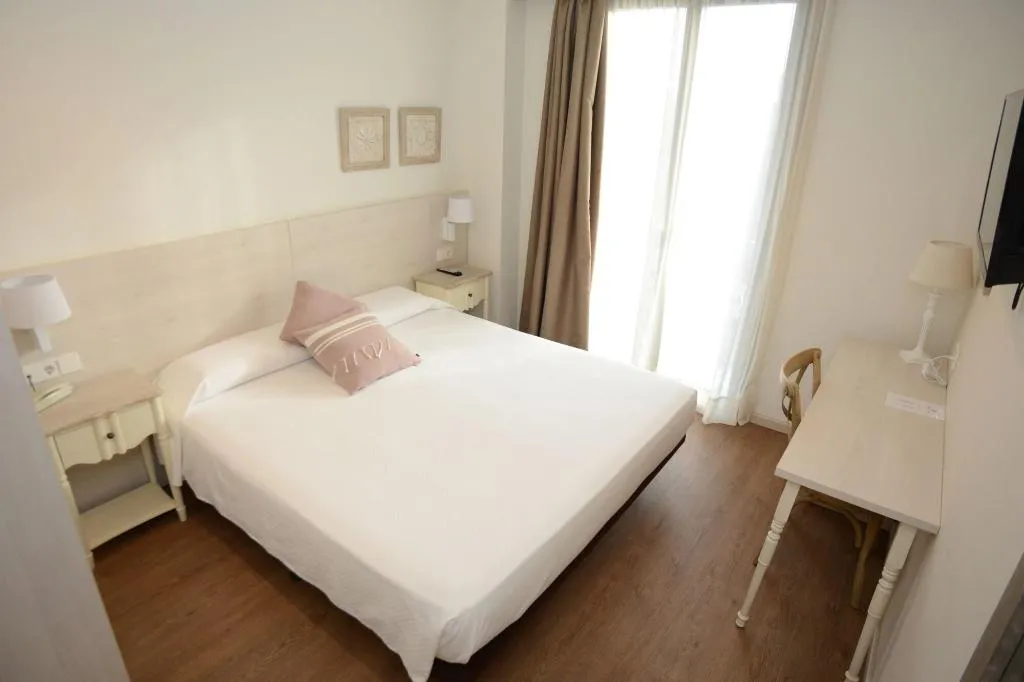 Room, Hotel L´Escala Centre, Costa Brava