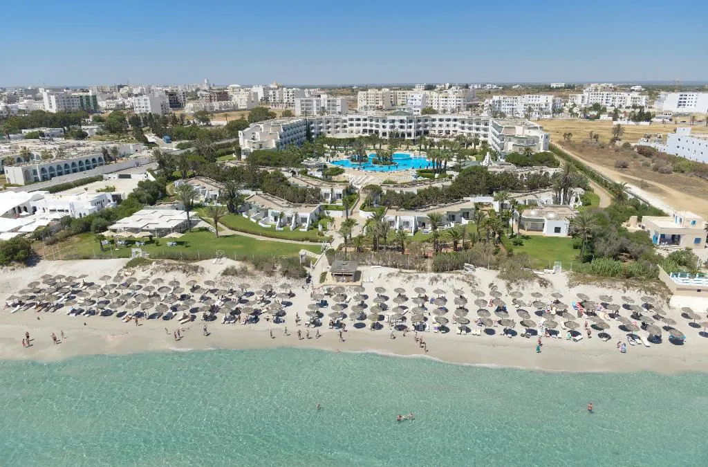 Beach, El Mansour, Tunisia