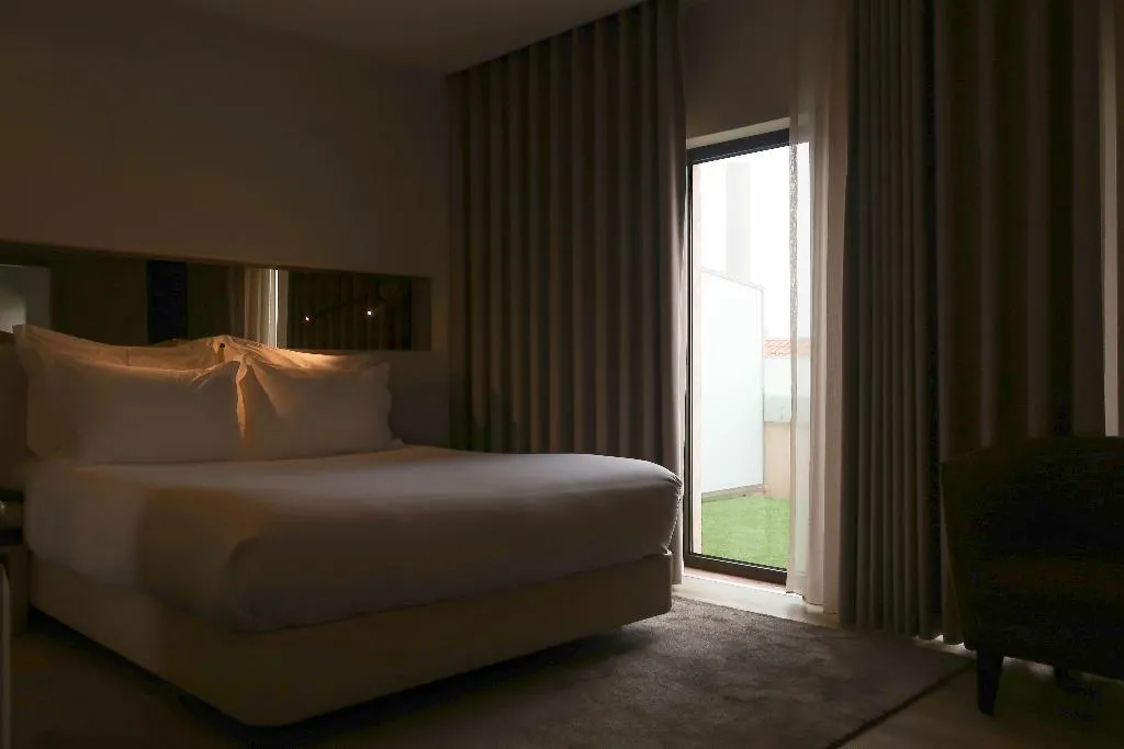 DOUBLE WITH TERRACE Room, Cristal Setubal, Lisbon