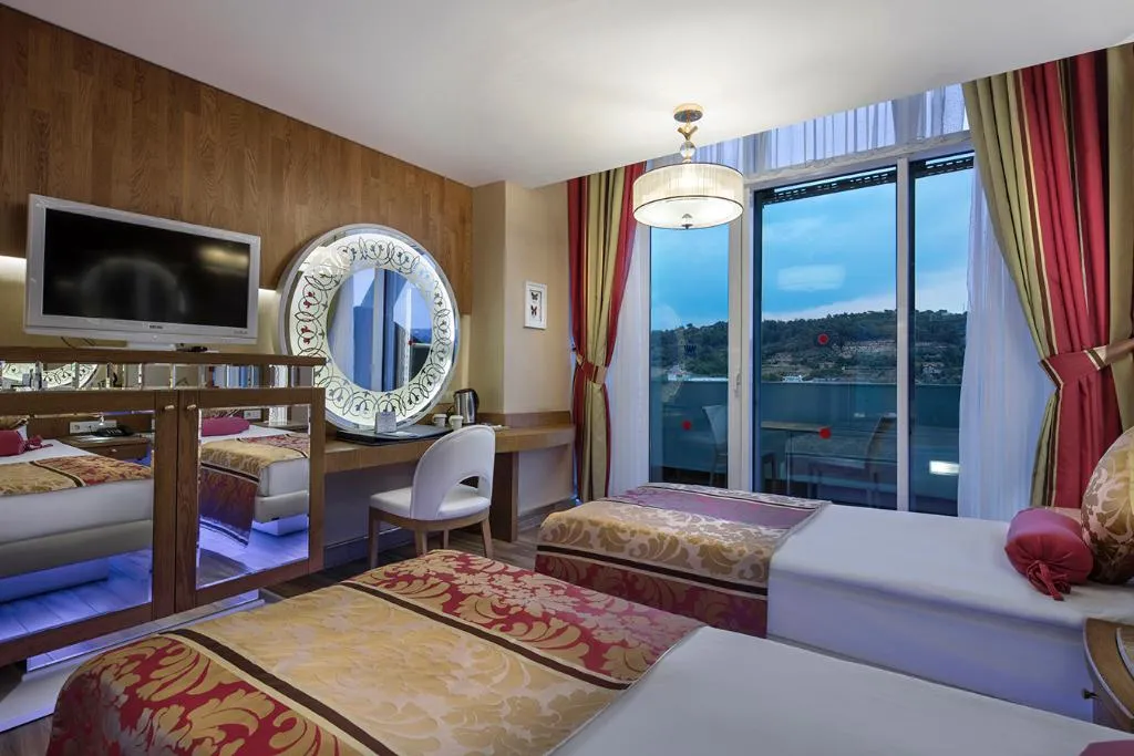FAMILY ROOM LAND VIEW Room, Granada Luxury Okurcalar, Antalya