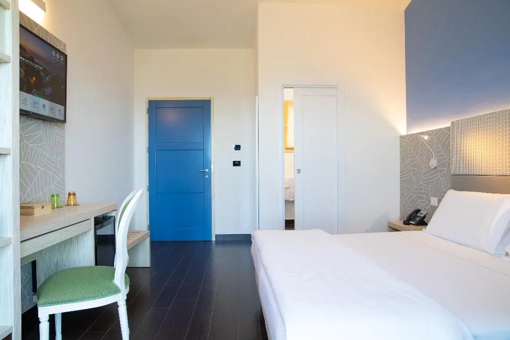 DOUBLE CLASSIC Room, Bajaloglia Resort, Alghero