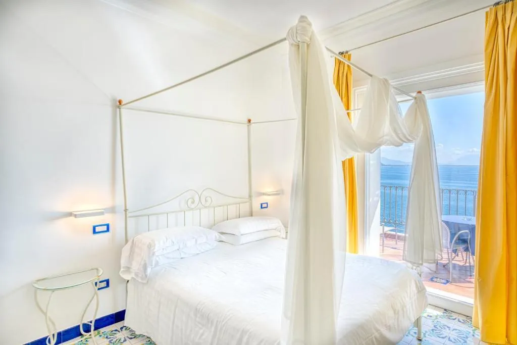 DOUBLE DELUXE Room, Hotel Cetus, Naples