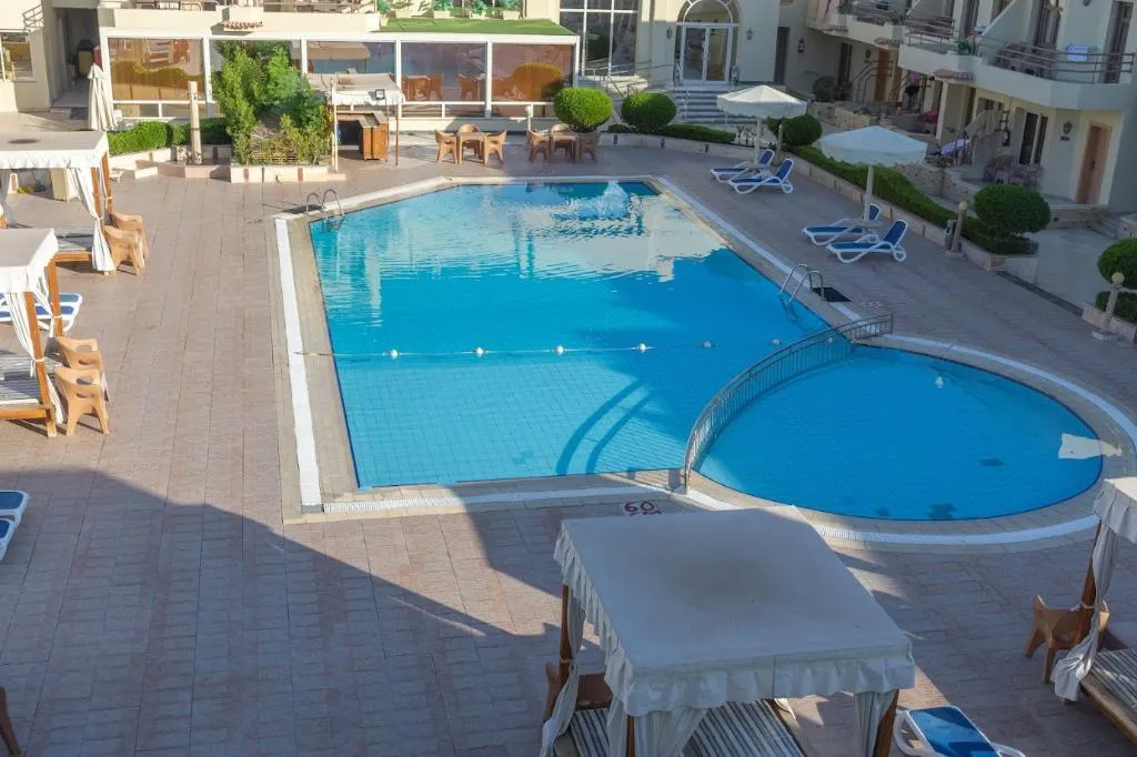 Pool, Cataract Layalina Hotel, Red Sea Riviera