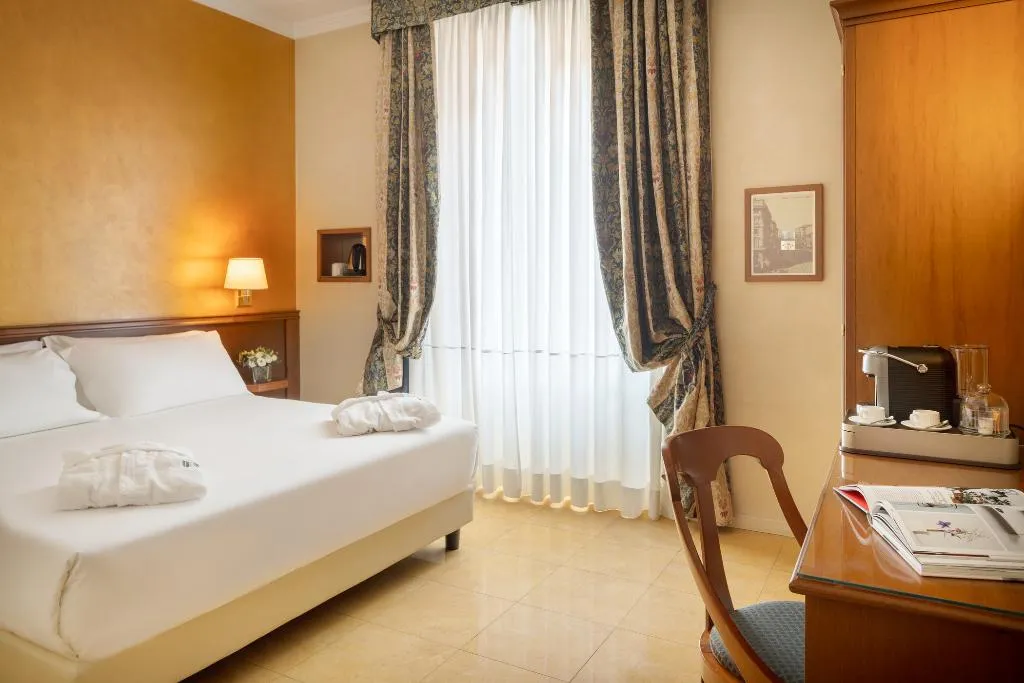 DOUBLE SINGLE USE SUPERIOR Room, UNA HOTELS Galles Milano, Milan
