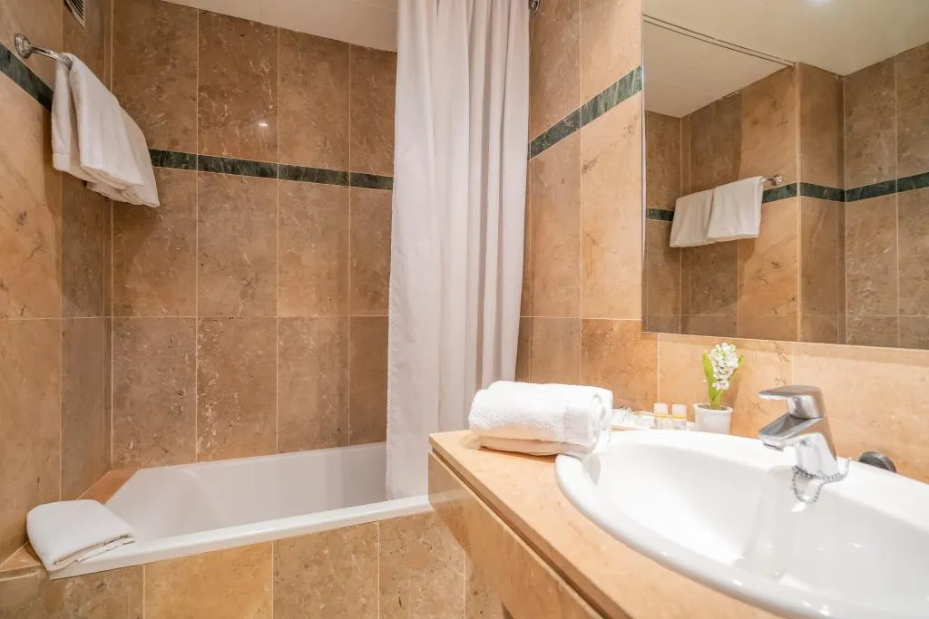 DOUBLE SUPERIOR Room, Glories, Barcelona
