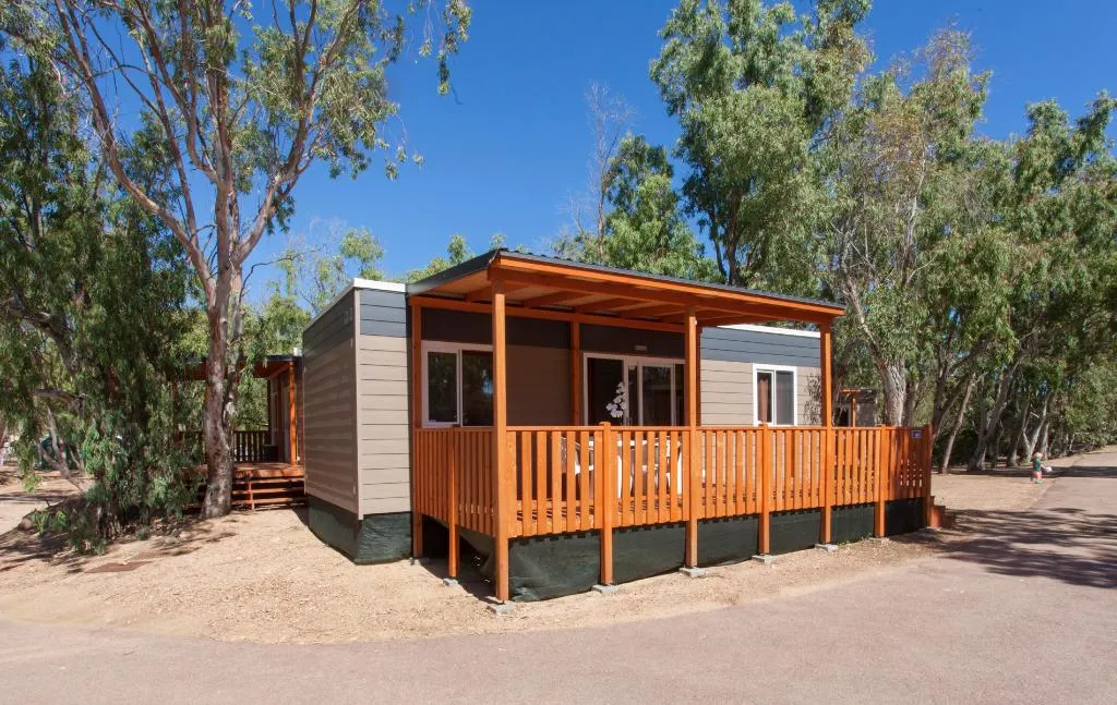 MOBILE HOME THREE BEDROOMS ONE BATHROOM Room, Centro Vacanze Isuledda, Olbia