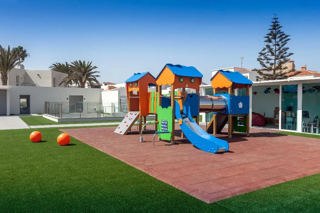 Sports and Entertainment, Barcelo Corralejo Sands, Fuerteventura