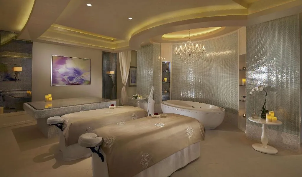 Sports and Entertainment, Waldorf Astoria Dubai Palm Jumeirah, Dubai