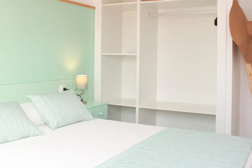 VILLA GARDEN VIEW Room, Yucas Homes, Menorca