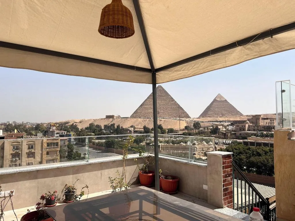 Room, Lotus Inn, Cairo