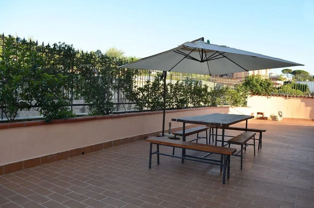 Terrace, B&B Il Lapillo, Naples