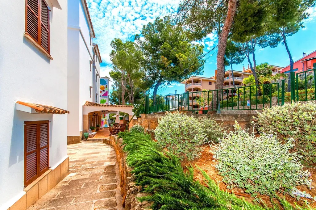 General view, Flip Flop Surfing Playa Apartments, Majorca