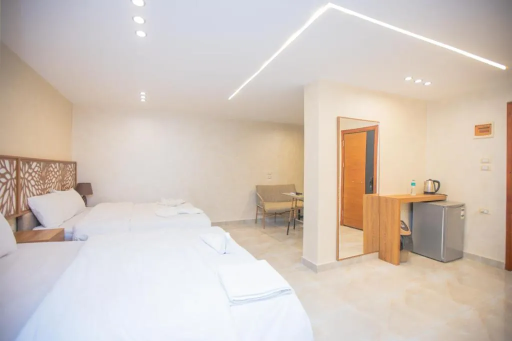QUADRUPLE ONE BEDROOM ONE BATHROOM Room, Pyramids Height Hotel, Cairo