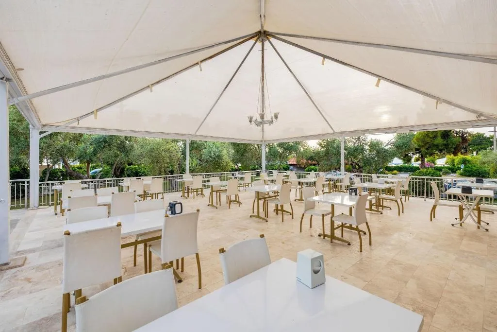 Restaurant, Hanedan Beach Hotel, Izmir