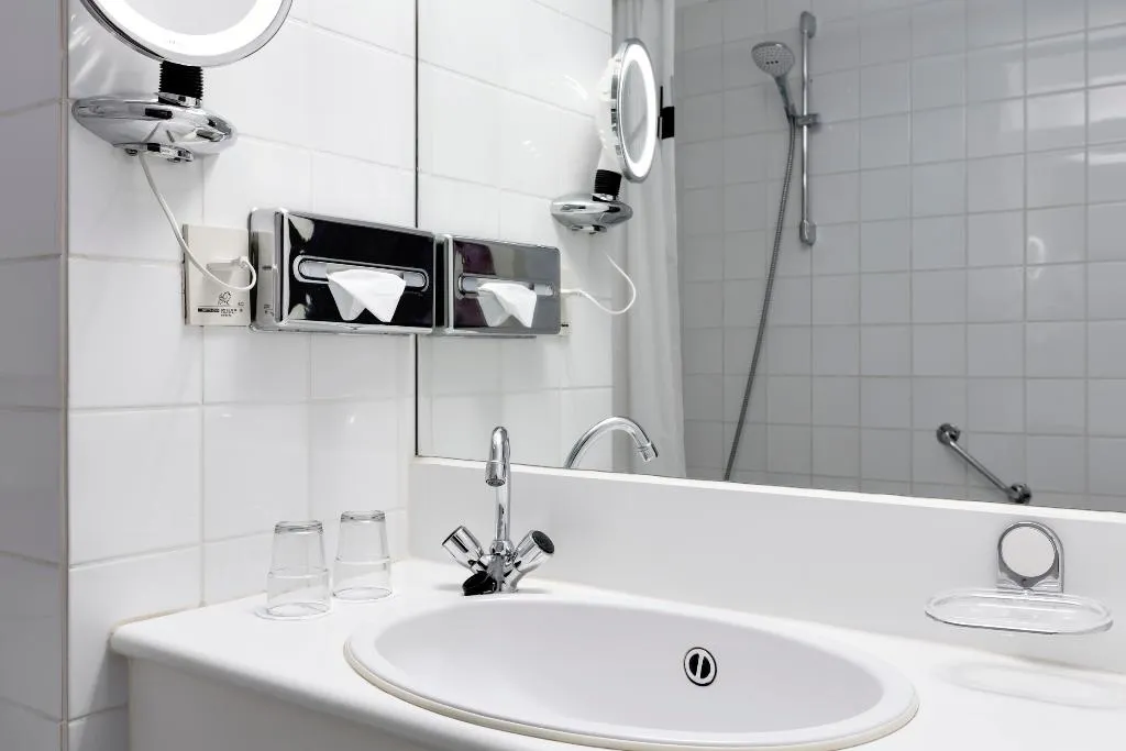 DOUBLE STANDARD Room, NH Zandvoort, Amsterdam