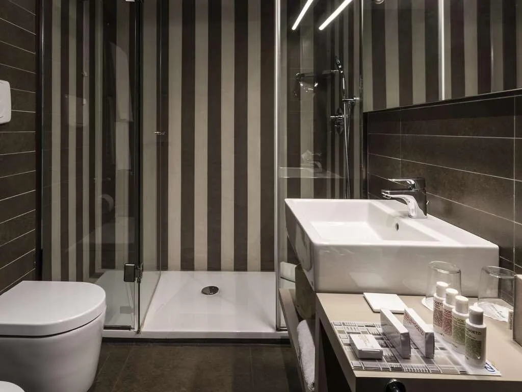 Room, Nemi Hotel, Milan