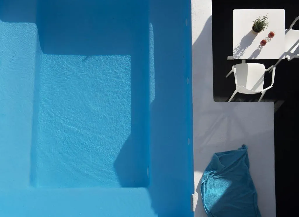 Sports and Entertainment, Kastro Suites, Santorini