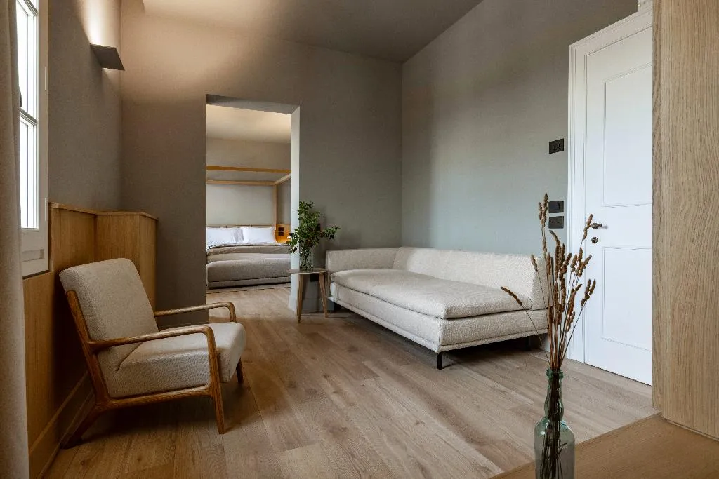 JUNIOR SUITE QUEEN SIZE BED Room, Colle Alberti Country House, Florence