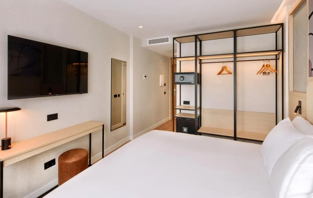 DOUBLE CLASSIC Room, Sercotel Rosaleda Málaga, Costa Del Sol