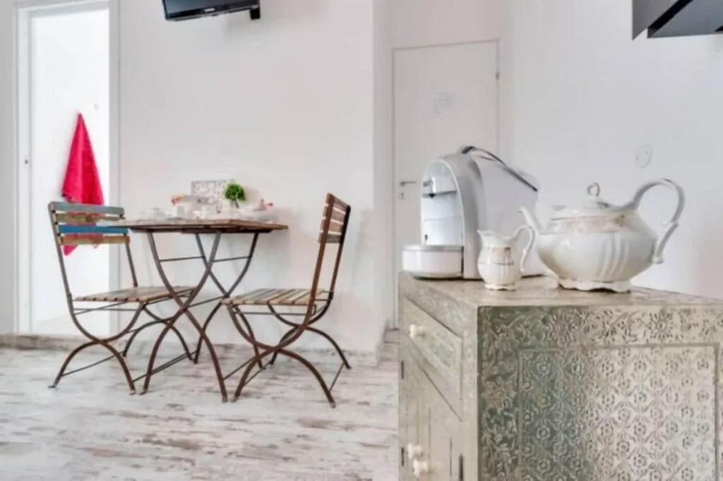 Room, Letto E Latte, Naples