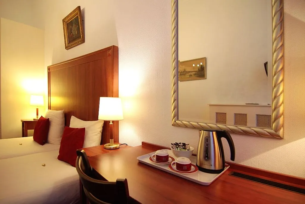 Room, Amsterdam Parklane, Amsterdam