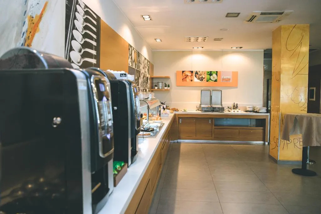 Restaurant, Holiday Inn Express Milan-Malpensa Airport, Milan