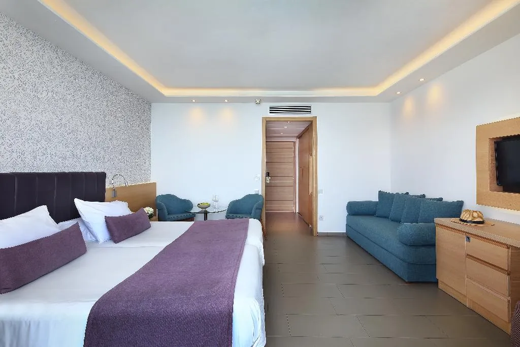 Double or Twin DELUXE Room, Royal Apollonia, Cyprus