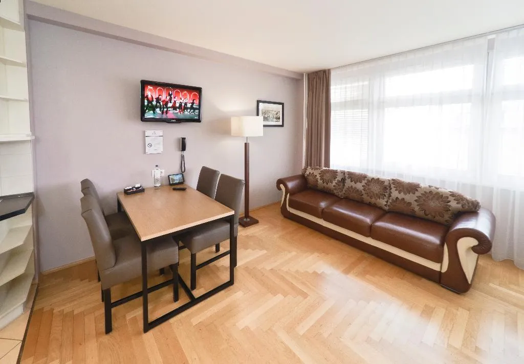 Room, AMC Apartments Ku'Damm, Berlin