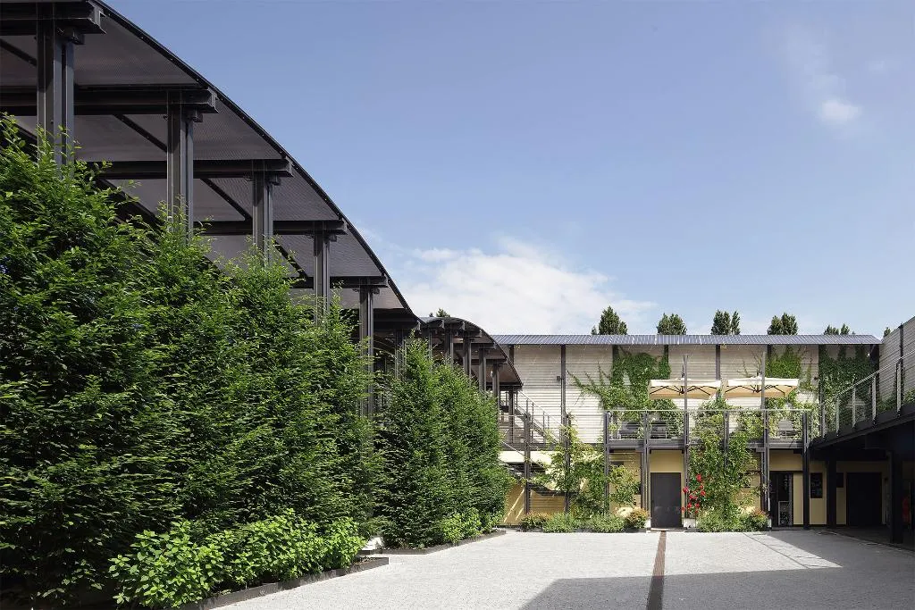 General view, Versoverde Alzaia Naviglio Grande, Milan