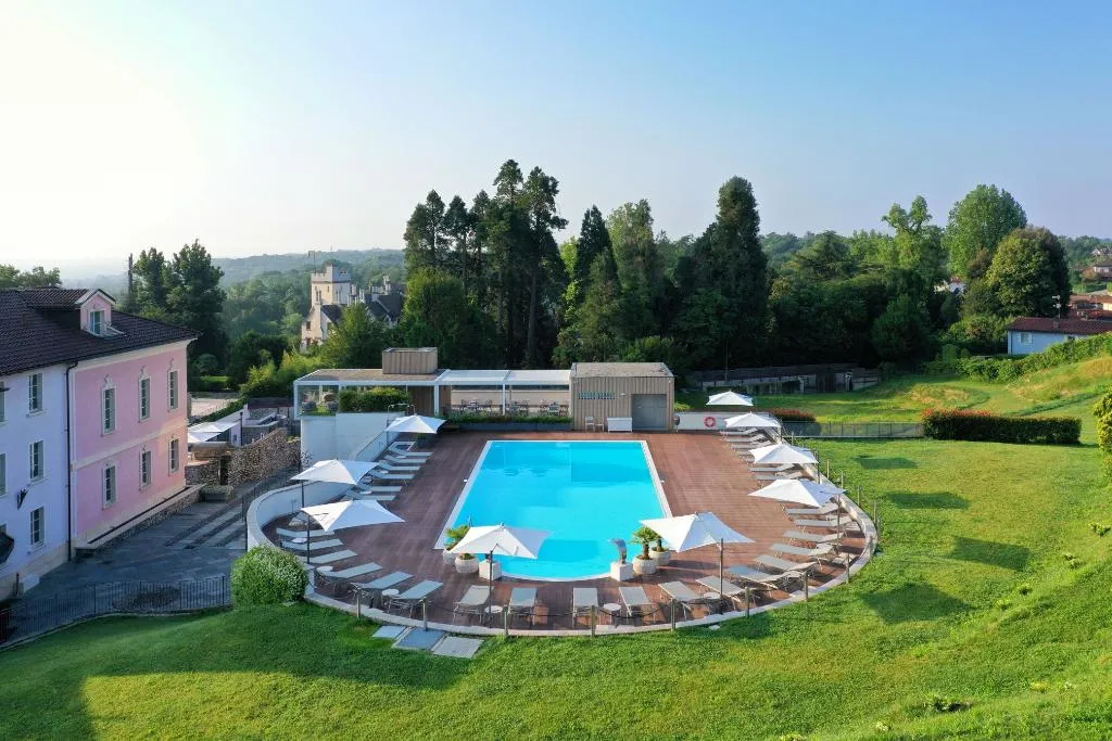 General view, Castello Dal Pozzo, Milan