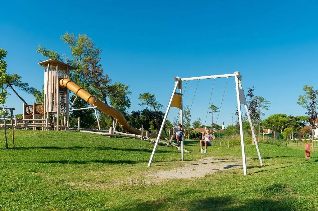 Sports and Entertainment, Capo Nord, Venice