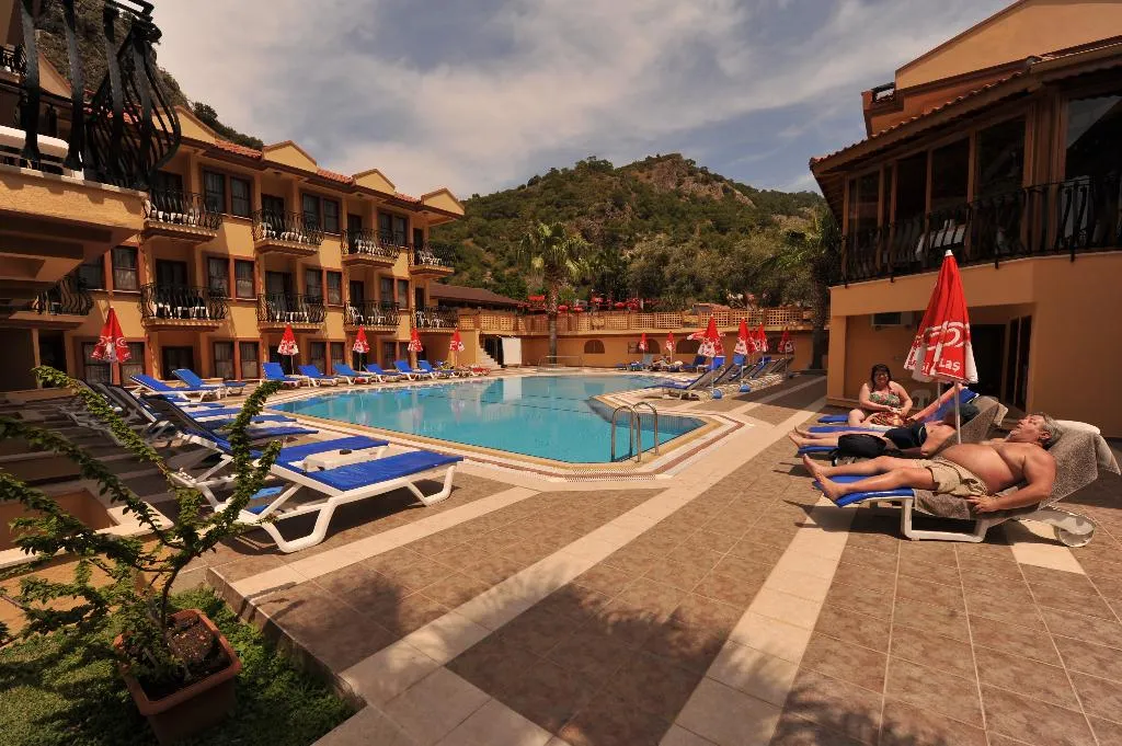 Pool, Belcehan Beach, Dalaman